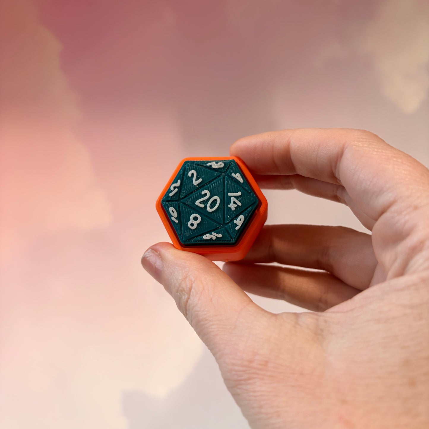 3D printed D20 fidget available clicky or silent.