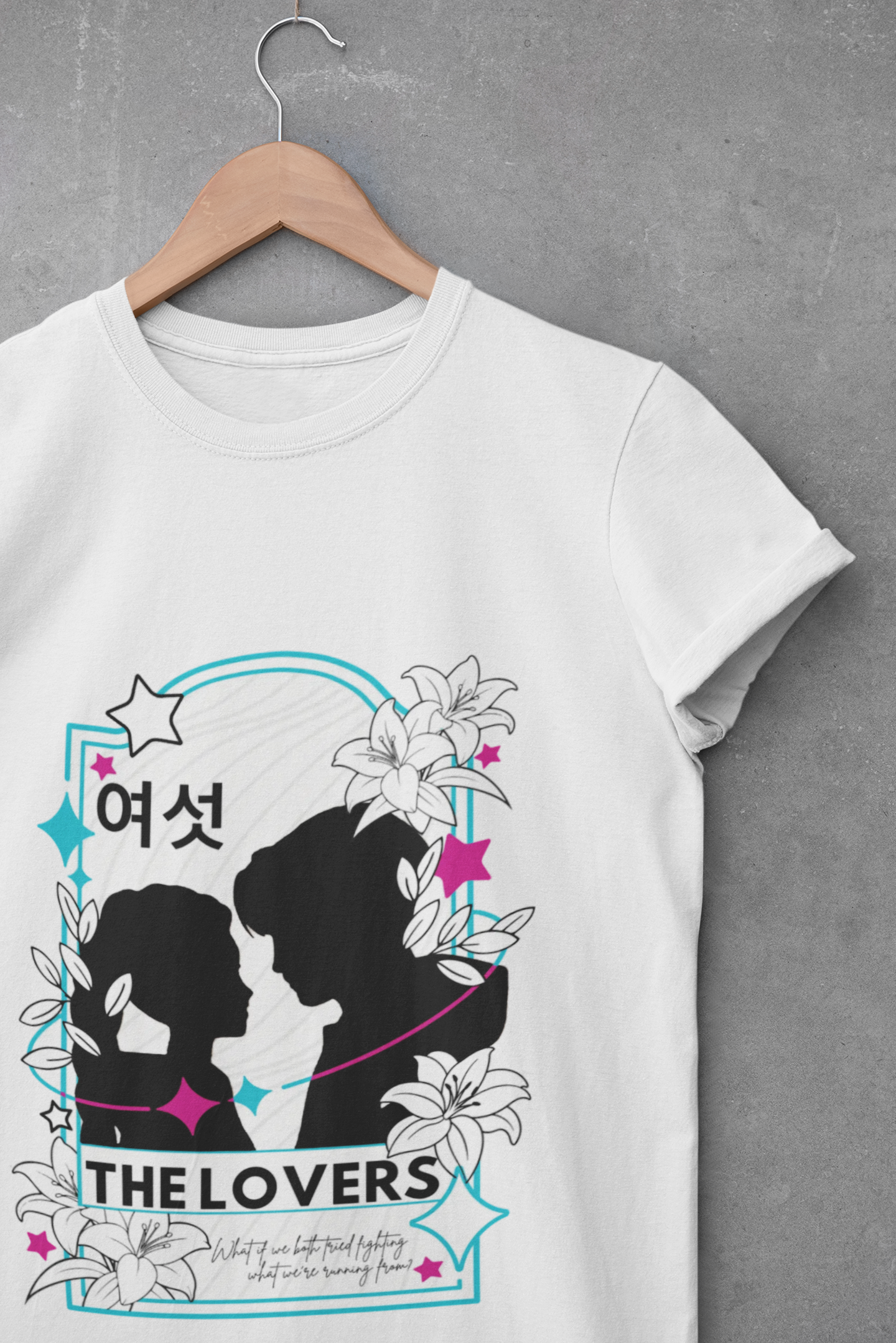 KPOP-inspired Lovers tarot card t-shirt featuring Rumi and Jinu in a mystical, romantic design. Perfect for fans of KPOP, tarot, and unique fashion