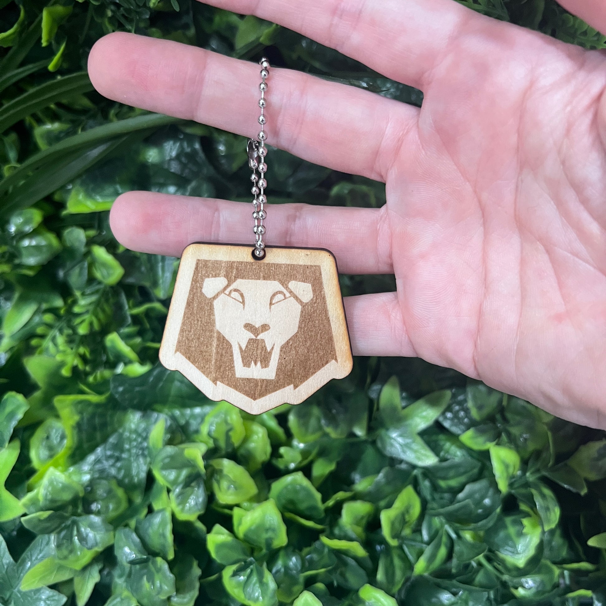 Laser engraved wooden keychain featuring the Saja Boys logo. A KPOP demon hunter inspired charm for fans, backpacks, keys, or collectors.