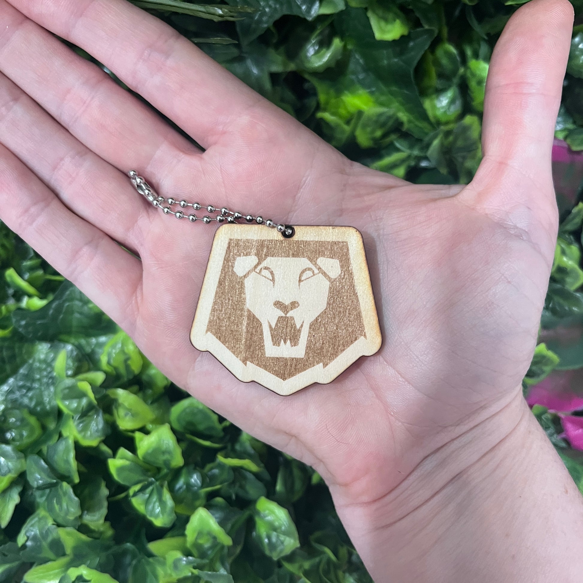 Laser engraved wooden keychain featuring the Saja Boys logo. A KPOP demon hunter inspired charm for fans, backpacks, keys, or collectors.