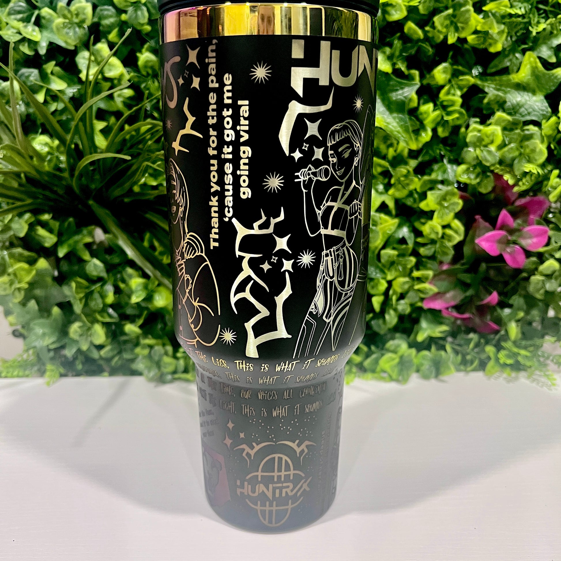 Laser engraved 40oz stainless steel tumbler with handle and straw featuring KPOP Demon Hunters design. Durable fandom drinkware for gamers and fans.