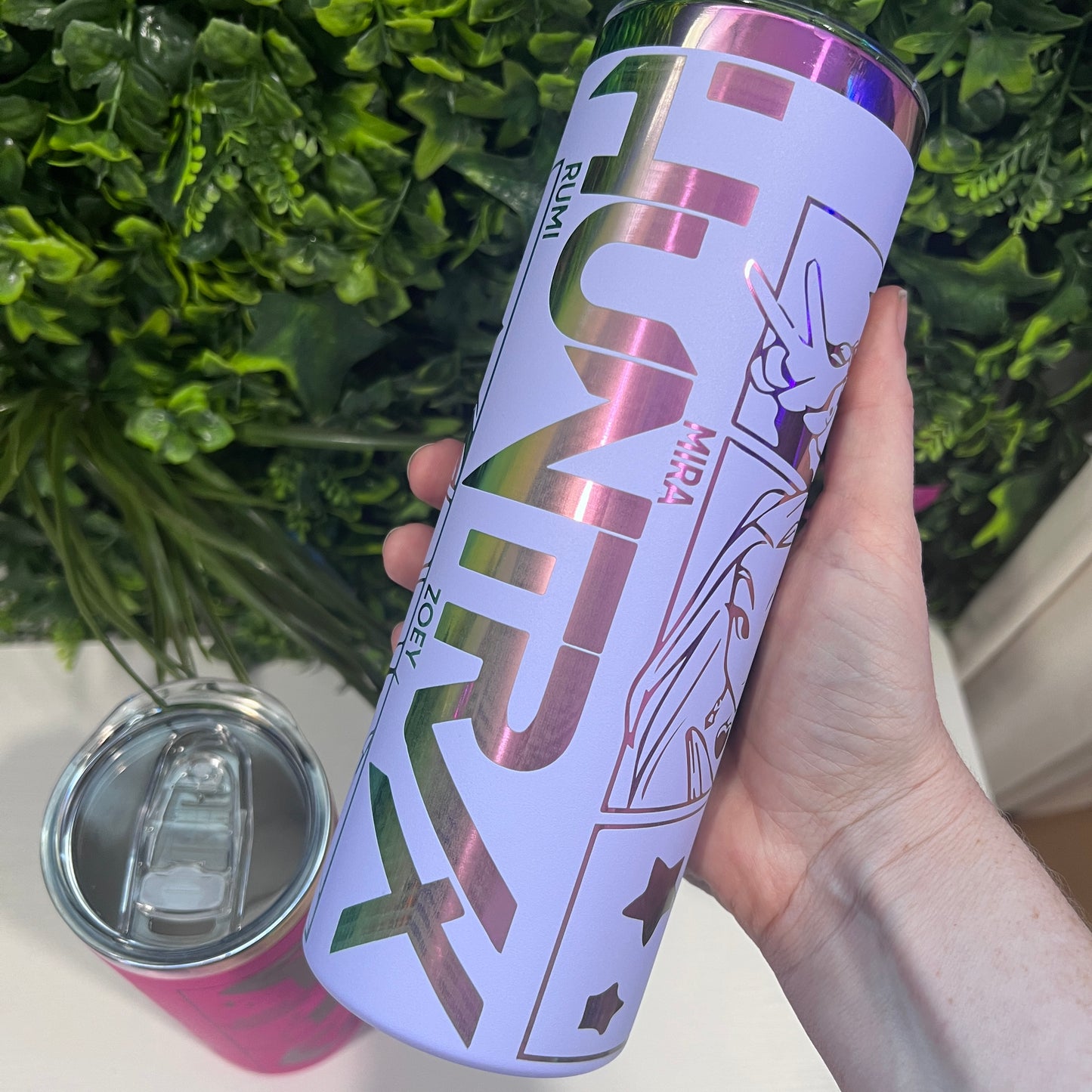 Laser engraved 20oz stainless steel tumbler with lid and straw featuring KPOP Demon Hunters Huntrix and Saja Boys design. Durable fandom drinkware for gamers and fans.