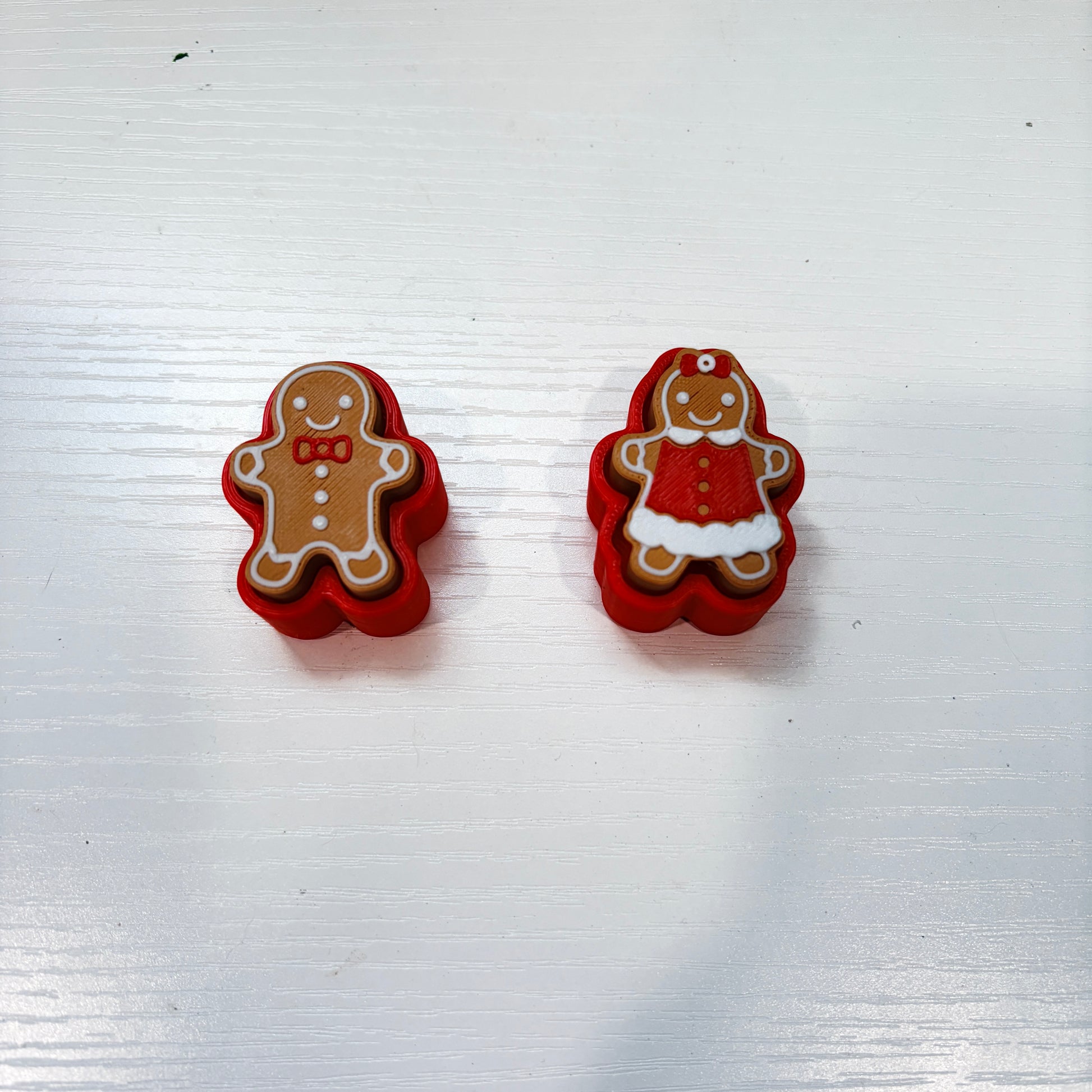 Holiday gingerbread fidget clicker toy.