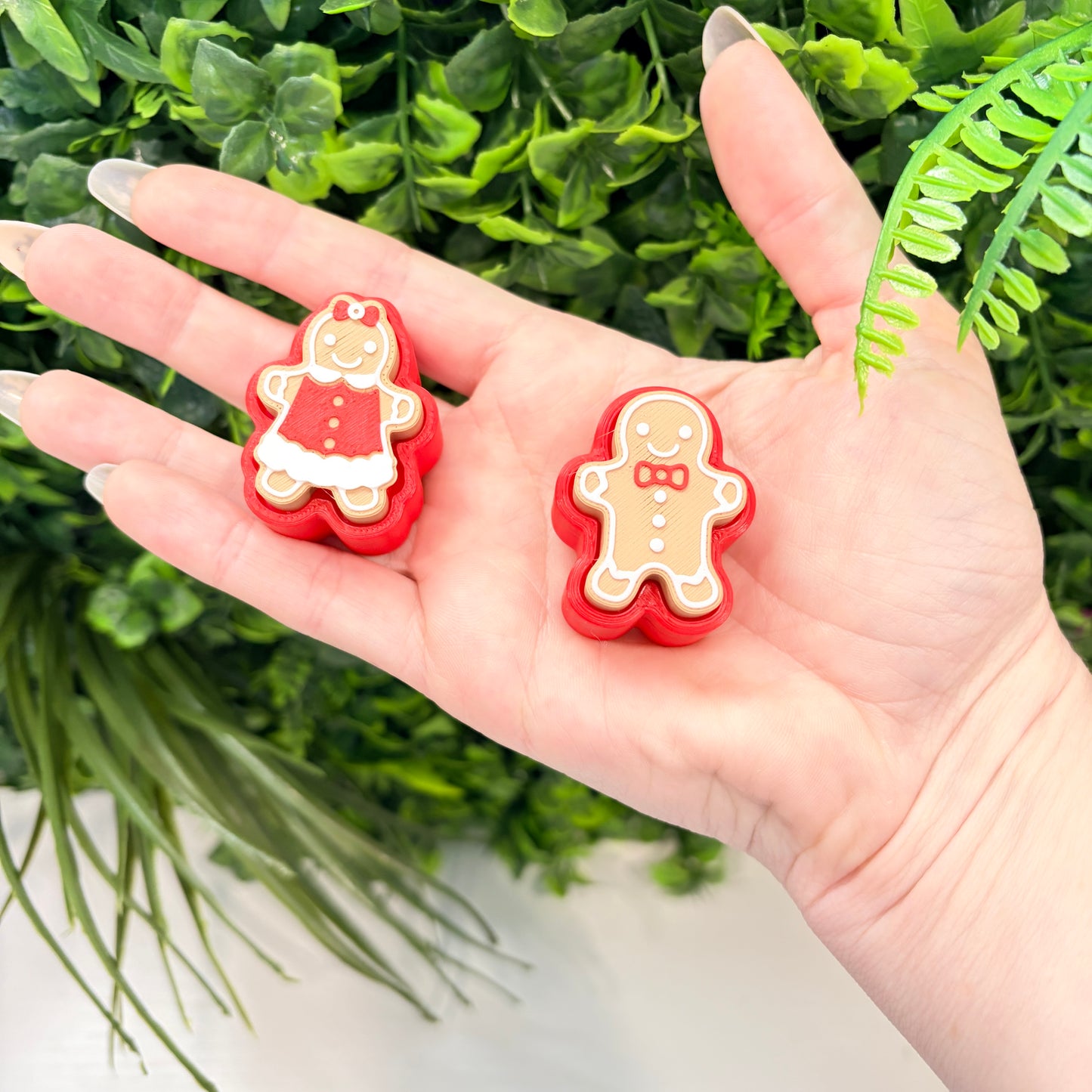 Holiday gingerbread fidget clicker toy.