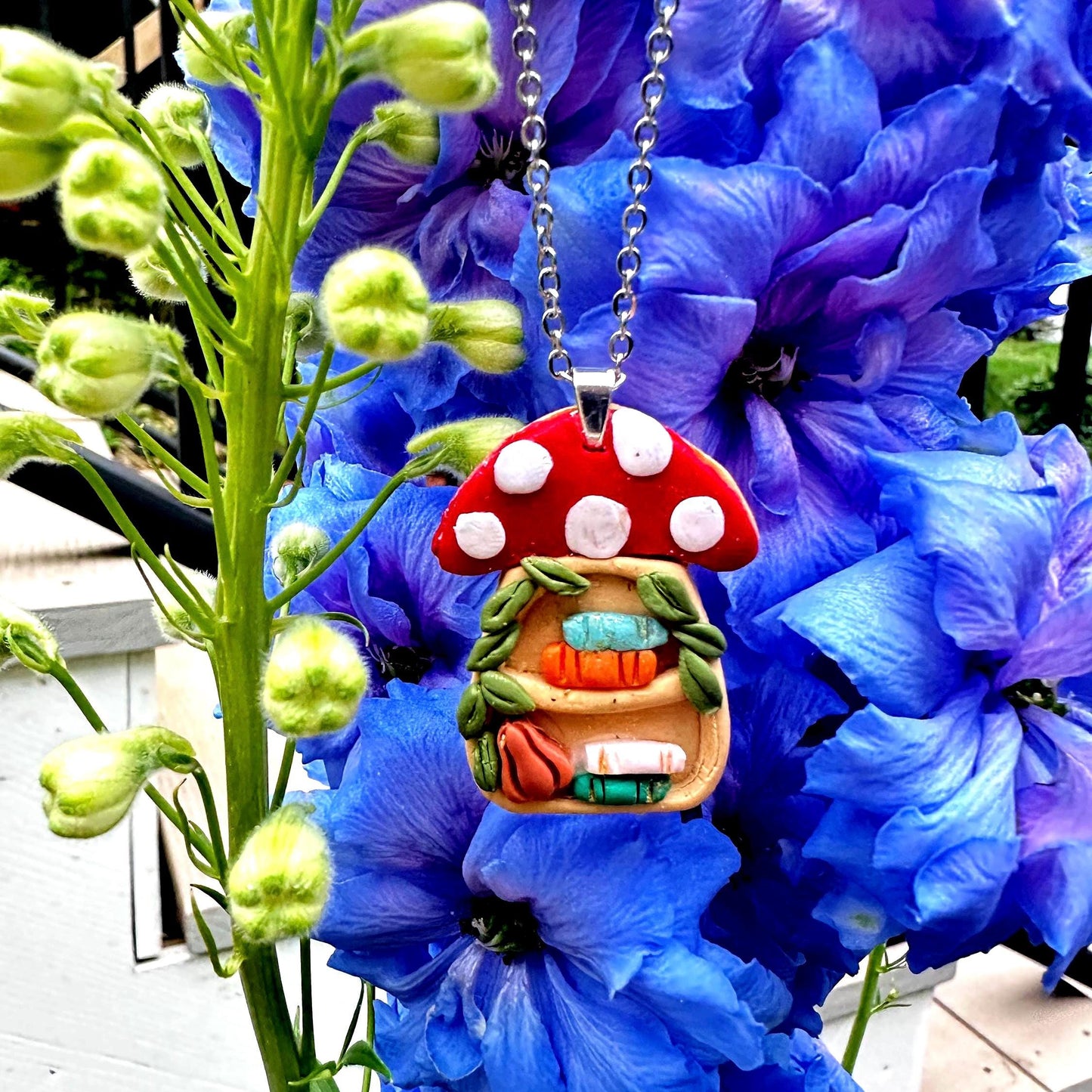 Mushroom Bookshelf Necklace • Sterling Silver Plated Pendant • Cottagecore Jewelry • Book Lover Gift • Fairycore Necklace