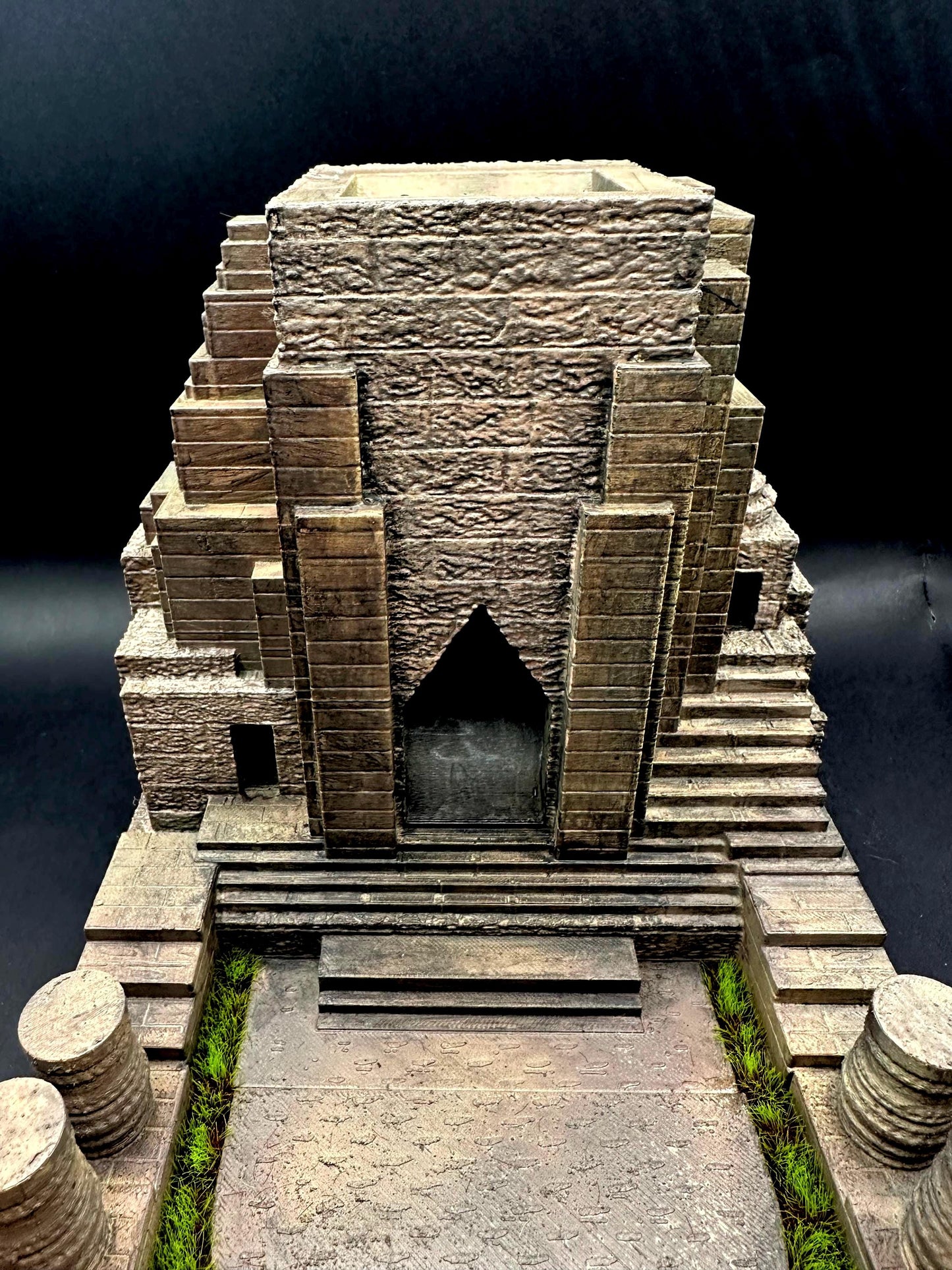 Handpainted dungeon-themed dice tower with stone details and included resin dice set, perfect for Dungeons and Dragons, tabletop RPGs, and fantasy gaming décor.