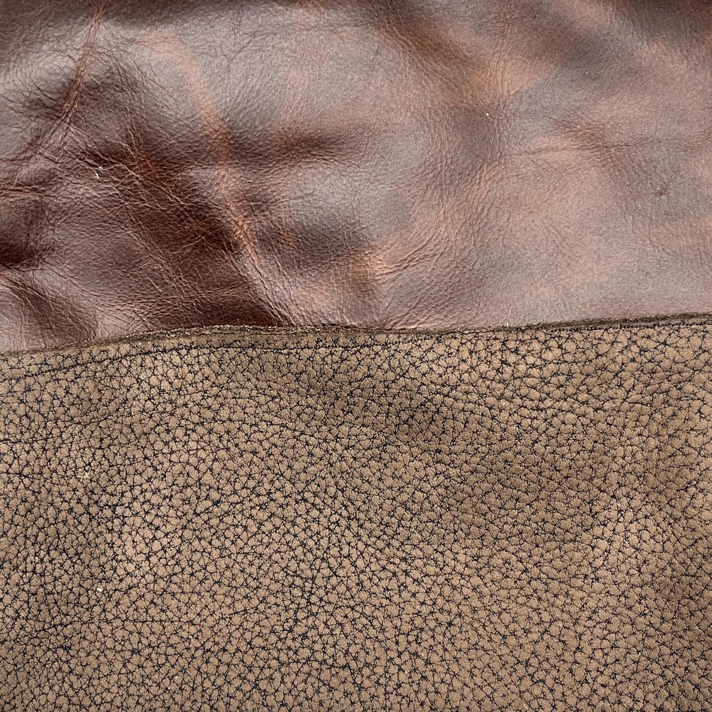Handcrafted leather dice bag with drawstring, ideal for storing RPG dice sets. Perfect for DnD, tabletop games, or as a fantasy gift for gamers.