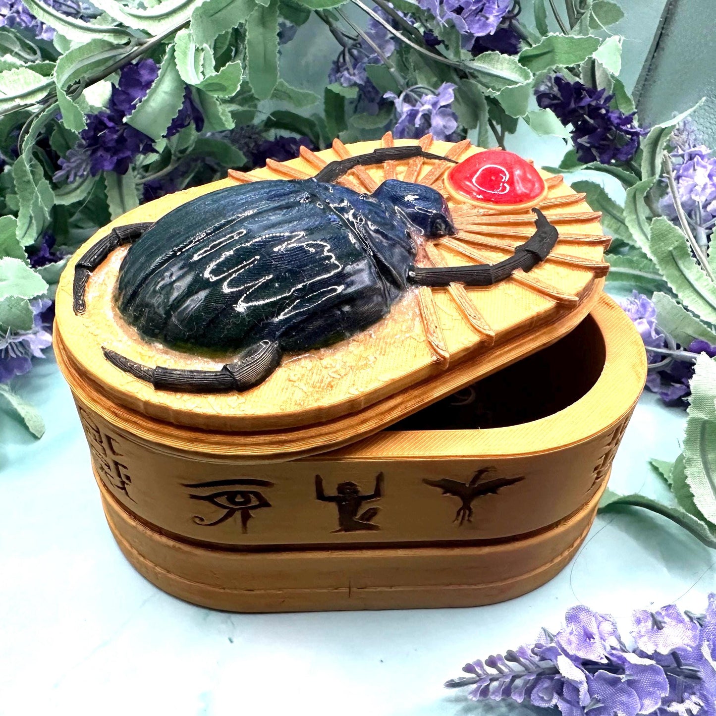 Egyptian Scarab Dice Case with Resin Dice Set